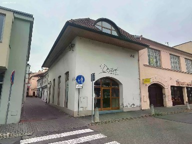 Prodej obchodního prostoru 210 m²