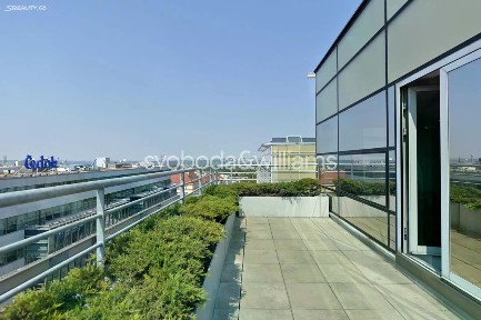 Pronájem kanceláře 1092 m²