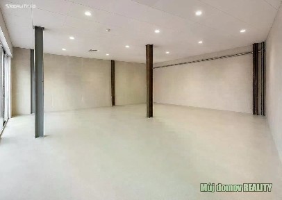 Pronájem obchodního prostoru 154 m²