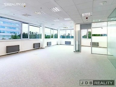 Pronájem kanceláře 120 m²