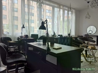 Pronájem obchodního prostoru 7 m²