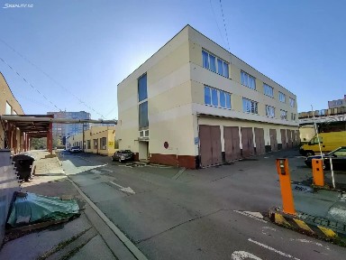 Pronájem kanceláře 509 m²