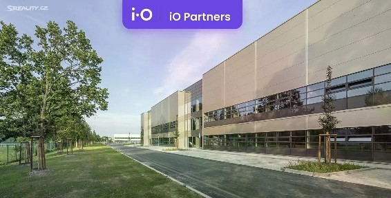 Pronájem skladového prostoru 1177 m²