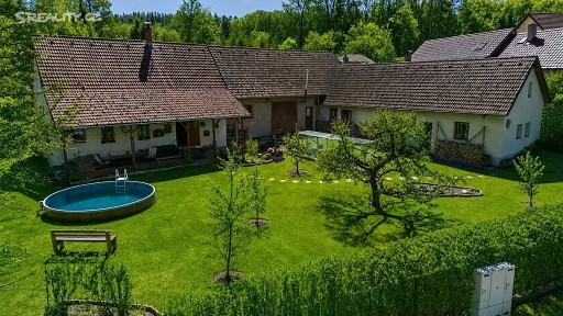 Prodej výrobní haly, prostoru 284 m²