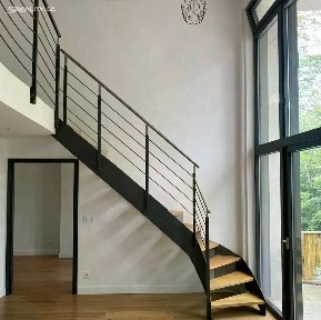 Pronájem bytu atypický 75 m² U libeňského pivovaru, Praha - Libeň