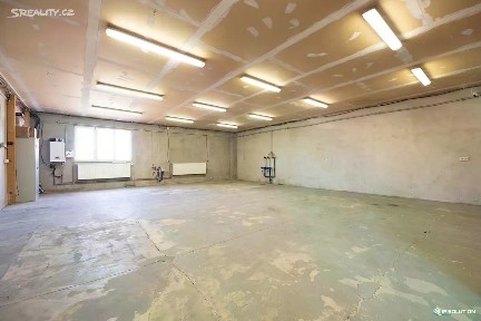 Pronájem skladového prostoru 115 m²