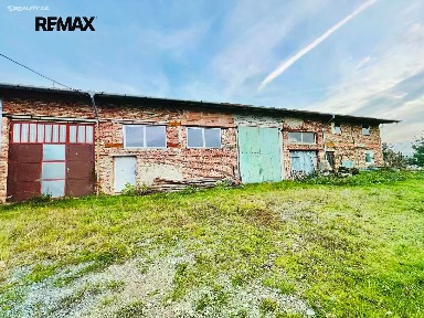 Pronájem výrobní haly, prostoru 92 m²