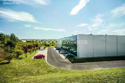 Pronájem skladového prostoru 5756 m²
