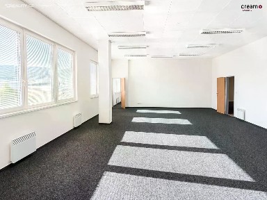 Pronájem kanceláře 73 m²