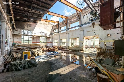 Prodej skladového prostoru 200 m²