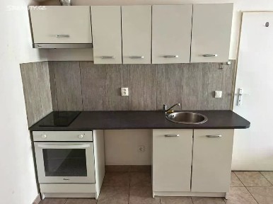 Pronájem bytu 1+kk 21 m² Sedlecká, Sedlčany