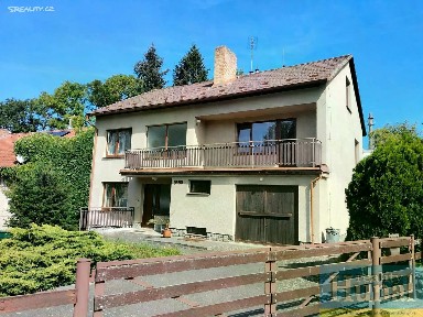 Fibichova, Pelhřimov