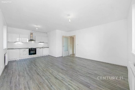 Pronájem bytu 2+kk 55 m² Na Kovárně, Plzeň - Doubravka