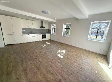 Pronájem bytu 4+kk 111 m² Rostěnice-Zvonovice