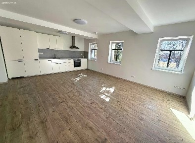 Pronájem bytu 4+kk 111 m²