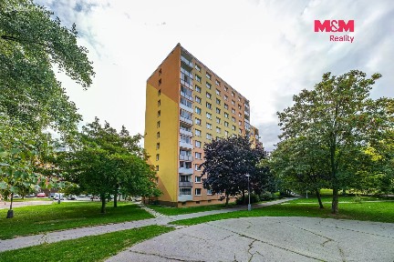 Holešická, Chomutov