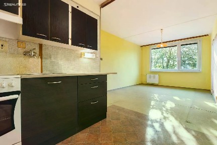 Prodej bytu 2+kk 42 m² Trnovanská, Teplice - Trnovany