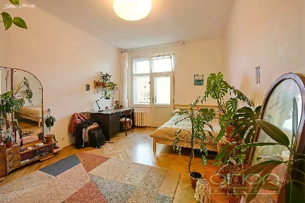 Veverkova, Praha - Holešovice