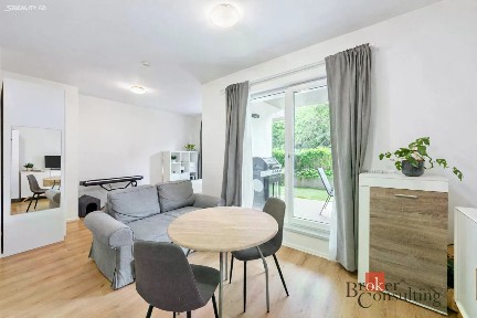 Pronájem bytu 1+kk 32 m² Silurská, Praha - Hlubočepy