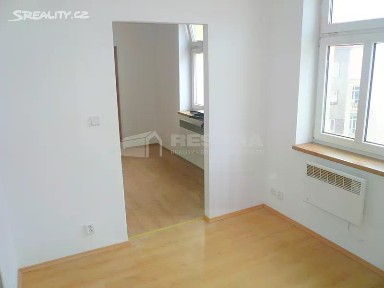 Pronájem bytu 2+1 50 m² Šlikova, Praha - Břevnov