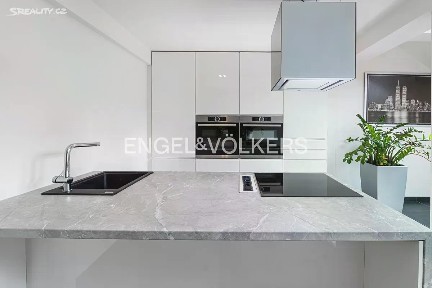 Pronájem bytu 2+kk 57 m² Na Bělidle, Praha - Smíchov