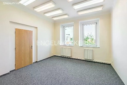Pronájem kanceláře 35 m² Šlikova, Praha - Břevnov