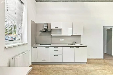 Pronájem kanceláře 34 m² Bečovská, Praha - Uhříněves