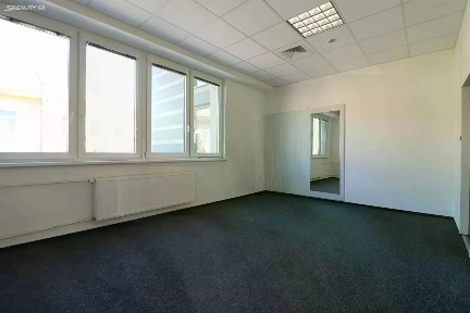 Pronájem kanceláře 100 m²