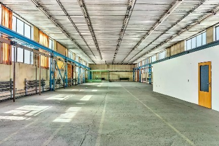Pronájem skladového prostoru 8000 m²