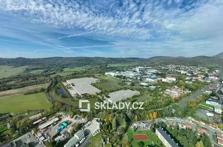 Pronájem skladového prostoru 1244 m²