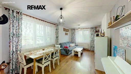 Prodej bytu 3+kk 74 m² Věšín