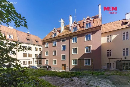 Pronájem bytu 1+1 35 m² Jakubská, Cheb