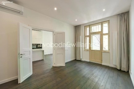 Pronájem bytu 4+kk 135 m² Laubova, Praha - Vinohrady