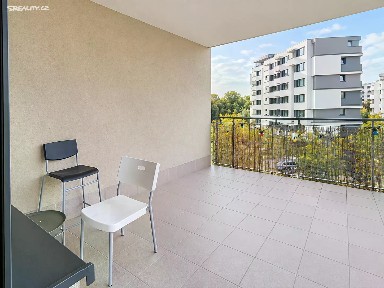 Pronájem bytu 3+kk 82 m²