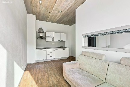 Pronájem bytu 2+kk 32 m² Bečovská, Praha - Uhříněves