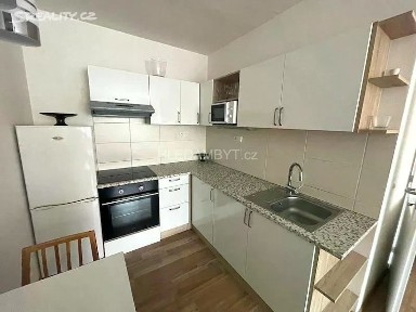 Pronájem bytu 2+kk 42 m²