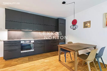 Pronájem bytu 2+kk 54 m² Prokopova, Praha - Žižkov