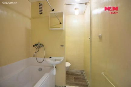 Pronájem bytu 1+1 32 m²