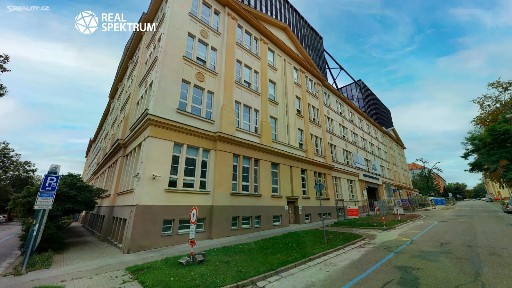 Pronájem kanceláře 58 m²