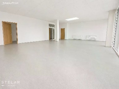Pronájem obchodního prostoru 113 m²