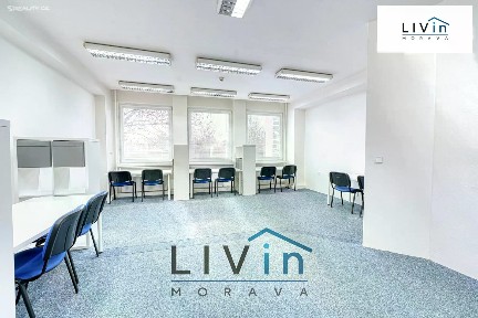Pronájem kanceláře 68 m²