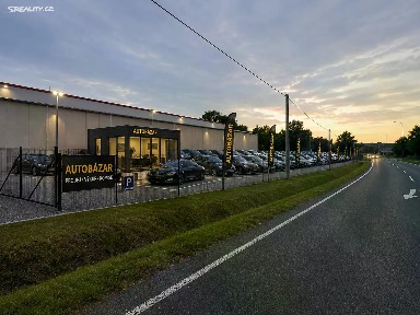 Pronájem komerční nemovitosti 840 m²