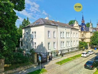 Pronájem kanceláře 315 m²