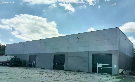 Pronájem skladového prostoru 816 m²