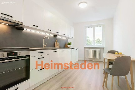 Pronájem bytu 2+1 53 m² Matěje Kopeckého, Ostrava - Poruba