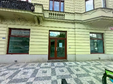 Pronájem obchodního prostoru 100 m²