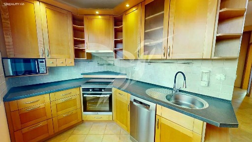 Pronájem bytu 4+1 92 m²