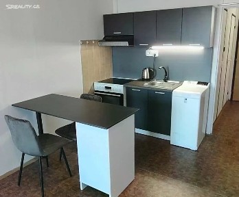 Pronájem bytu 1+kk 29 m²