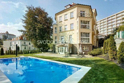 Prodej ubytovacího zařízení 989 m²