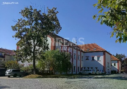 Prodej bytu 3+kk 67 m² Kaštanová, Milovice - Mladá